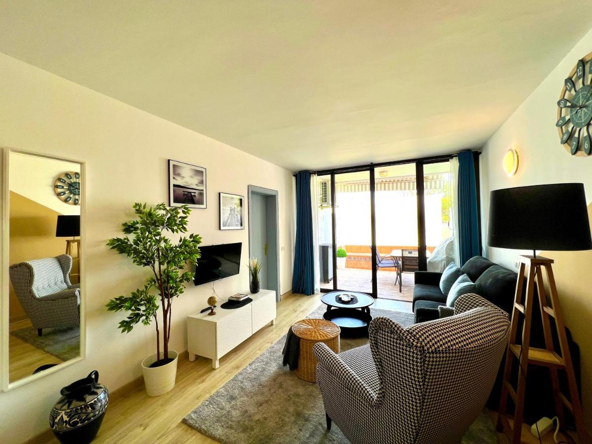 Stunning Lovely Flat With Pool And Strong Wi-Fi, 31 Arona  Eksteriør billede