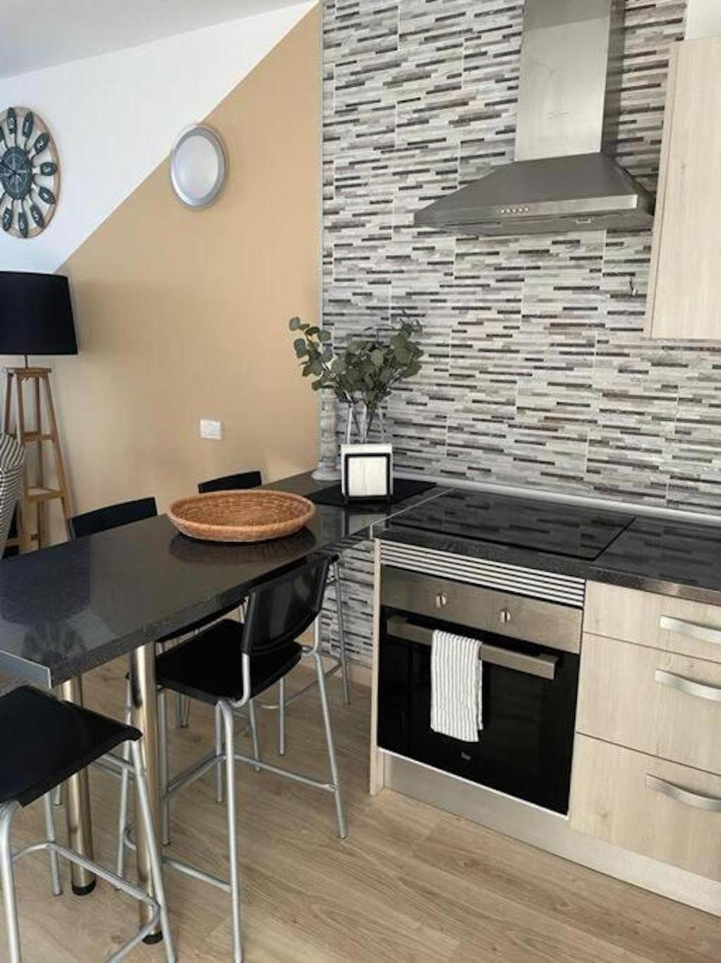 Stunning Lovely Flat With Pool And Strong Wi-Fi, 31 Arona  Eksteriør billede